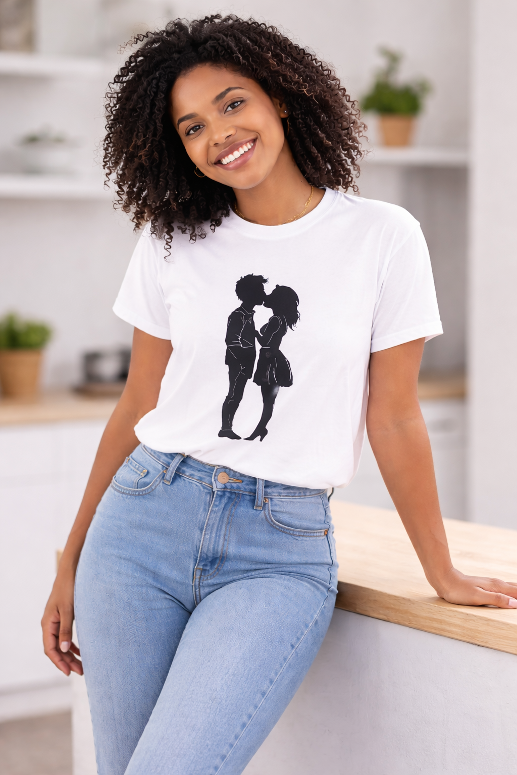 Silhouette Couple Kiss T-Shirt | Romantic Couple Silhouette Tee